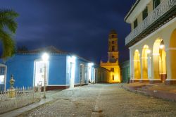 Verso la Chiesa della Santissima Trinità a Trinidad, Cuba - La Chiesa della Santissima Trinità è un vero e proprio monumento nazionale, non solo di grande importanza per ...