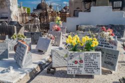 Cimitero di Camaguey, Cuba - Tombe e lapidi nel cimitero della città cubana © Tupungato / Shutterstock.com