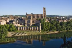 La Cité Épiscopale di Albi Patrimonio dell'Umanità dichiarata dall'UNESCO: il Palais de la Berbie e la Cattedrale di Santa Cecilia - foto © Ville Albi - Christophe ...