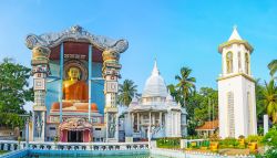 Il complesso dell'Angurukaramulla Temple (Bodhirajaramaya) a Negombo, città sulla costa ovest dello Sri Lanka.
