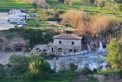 Con il camper alle Terme libere di Saturnia in Toscana