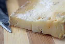 Condove, Piemonte: la Fiera della Toma, il tipico formaggio piemontese.