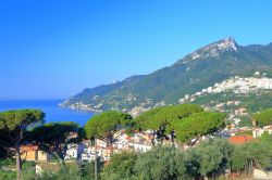 Costruzioni tradizionali nella città di Vietri sul Mare, Campania, Italia.

