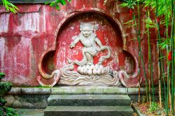 Decorazione al tempio Hongfu a Qianling Hill, Guiyang (Cina). L'edificio risale al 1667 - © Sean Pavone / Shutterstock.com