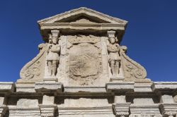 Dettagli architettonici della fontana di Santa Maria a Baeza, Spagna.

