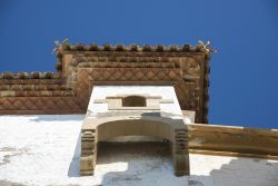 Dettaglio della facciata del Museo Cau Ferrat a Sitges, Spagna. E' la casa del pittore e scrittore Santiago Rusinol che agli inizi del '900 si trasformò in un luogo d'incontro ...