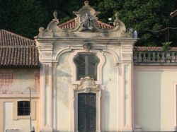 Dettaglio dell'antica Villa Visconti Castiglioni a Cassinetta di Lugagnano, Lombardia - © 53975812 / Shutterstock.com