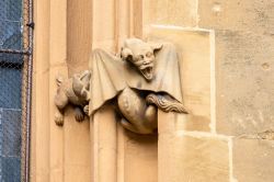 Dettaglio scultoreo della chiesa di San Teobaldo nel borgo di Thann, Francia.
