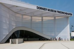 L'esterno del Dornier Museum a Friedrichshafen (Land del Baden-Wurttemberg, Germania) - © Altrendo Images / Shutterstock.com