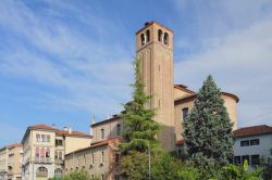 Il Duomo di San Lorenzo è la chiesa più importante a Mestre - © photobeginner  / Shutterstock.com