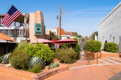 Edifici e locali nella città vecchia di Scottsdale, Arizona (USA) - © DreamcatcherDiana / Shutterstock.com
