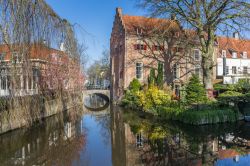 Edifici storici lungo i canali di Amersfoort, città di circa 155.000 abitanti della provincia di Utrecht (Olanda).