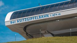 Edificio della cabinovia a Leogang, Austria - © Martin Erdniss / Shutterstock.com