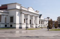 Un elegante edificio nel centro di Veracruz, Messico, con  sculture di Javier Marin - © Gerardo C.Lerner / Shutterstock.com