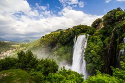 Escursione alle Cascate delle Marmore una delle attrazioni della città a pochi km dal centro Terni in Umbria.