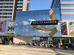 Esterno del centro commerciale Mall of America a Bloomington, Indiana - © Jeff Bukowski / Shutterstock.com