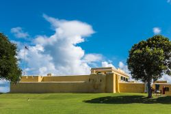 Esterno del forte di Christiansted sull'isola di Saint Croix, Virgin Islands (USA).
