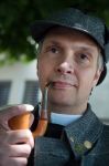 Figurante nei panni di Sherlock Holmes al museo di Meiringen, Svizzera.
