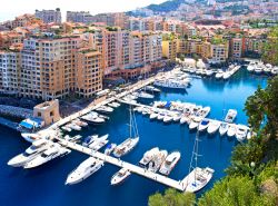 Fontvieille, uno dei dieci quartieri di Monte Carlo. E' stata costruita sul mare a partire dagli anni Settanta su progetto dell'architetto italiano Manfredi Nicoletti. 



