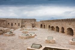 Forte veneziano di Koules a Heraklion, Creta - Veduta panoramica interna della fortezza di Koules costruita dai veneziani e divenuta uno dei simboli della città di Heraklion © Gabriela ...
