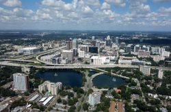 Fotografia aerea del centro di Orlando, Florida - Scattata dall'alto questa immagine del downtown di Orlando ne mostra perfettamente le dimensioni che ne fanno la sesta città più ...