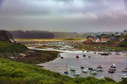 Fotografia di Le Conquet, Francia - Esclusi i dipartimenti d'oltremare, Le Conquet è il Comune più occidentale della Francia continentale © Rolf E. Staerk / Shutterstock.com ...