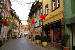 Una strada del centro storcio di Friburgo in Bresgovia. La città tedesca è gemellata con la nostra Padova - foto © Yuriy Davats / Shutterstock.com