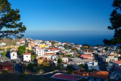 Fuencaliente: immagine panormaica della cittadina nel sud dell'isola di la Palma (Canarie).