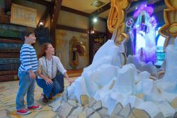Gardaland Magic Hotel, la reception cattura la fantasia di grandi e piccini