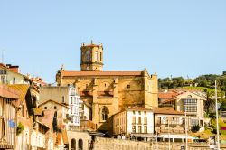 La pittoresca città di Getaria, nei Paesi Baschi in Spagna