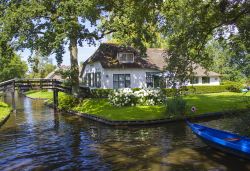 Il villaggio di Giethoorn, la Venezia del nord in Olanda.