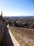 Le mura medievali di Girona: la città nacque come fortezza militare già in epoca romana, e successivamente mantenne questa vocazione difensiva anche durante il Medioevo. Le mura ...