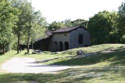La località di Montovolo e la sua Foresteria si trovano nelle colline che circondano Grizzana Morandi  - © Carlo Pelagalli / Wikipedia