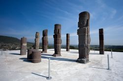 Guerrieri Toltechi alle rovine di Tula de Allende, nello Stato di Hidalgo in Messico.