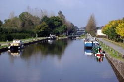 Hédé, il Canale Ille et Rance, famoso qui per le 11 Ecluses di Bazouges-sous-Hédé che consentono il superamento dei fiumi Vilaine e Rance  - © Clemensfranz - CC ...