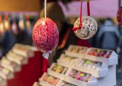 I mercatini di Pasqua in centro a Lugano in Svizzera - © WhiteHaven / Shutterstock.com