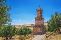 I resti del mausoleo libico-punico di Dougga, Tunisia.



