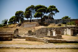 I resti dell'antico anfiteatro romano a Pola, Croazia. La nascita di questa località è legata al mito degli Argonauti che sfuggendo ai Colchidi fondarono un insediamento chiamato ...