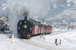 I trenini a vapore di Jenbach: un tuffo nel passato - una delle tante attrazioni di Jenbach, situata nel Tirolo austriaco, è la sua stazione dei treni, da cui partono non solo i classici ...