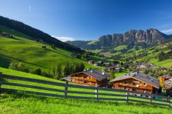 I villaggi tipici della zona di Alpbach in Tirolo, Austria occidentale