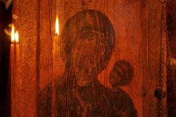 Icona della Madonna in una chiesa di Mestia in Georgia, Svaneti