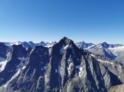 Il Belvedere des Ecrins a Les Deux Alpes in francia, vista mozzafiato sul massiccio montuoso