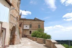 Il borgo antico di Pollutri in Abruzzo