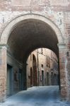 Il borgo antico di Torrita di Siena in Valdichiana - © Claudio Giovanni Colombo / Shutterstock.com