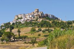 Il borgo di Acerenza famoso per la sua bellezza e il vicino lago della Basilicata