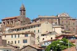 Genzano di Roma, si trova sul bordo occidentale ...