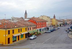 Il borgo di San Benedetto Po, uno dei più belli della Lombardia - © ValeStock / Shutterstock.com 