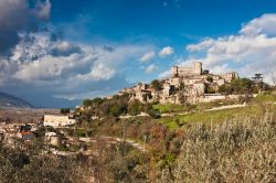 Il borgo di Vairano Patenora, una bella meta turistica nella regione Campania