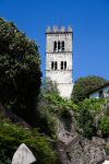 Il campanile della Cattedrale romanica di Barga in Toscana, decimo secolo