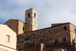 Il campanile della vecchia chiesa di Piazza Armerina, Sicilia - © slavapolo / Shutterstock.com